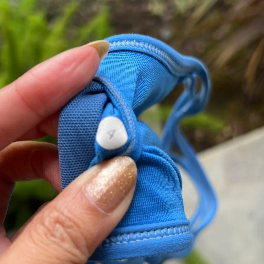 Two lululemon strappy sports bra ~ sizes 4 and 6 ~ EUC - Picture 6 of 11